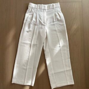 Aritzia Wilfred Cream Trousers